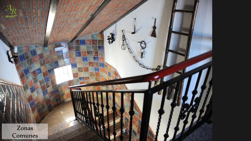 Apartamentos Rurales Monfraguee Torrejón el Rubio Екстериор снимка