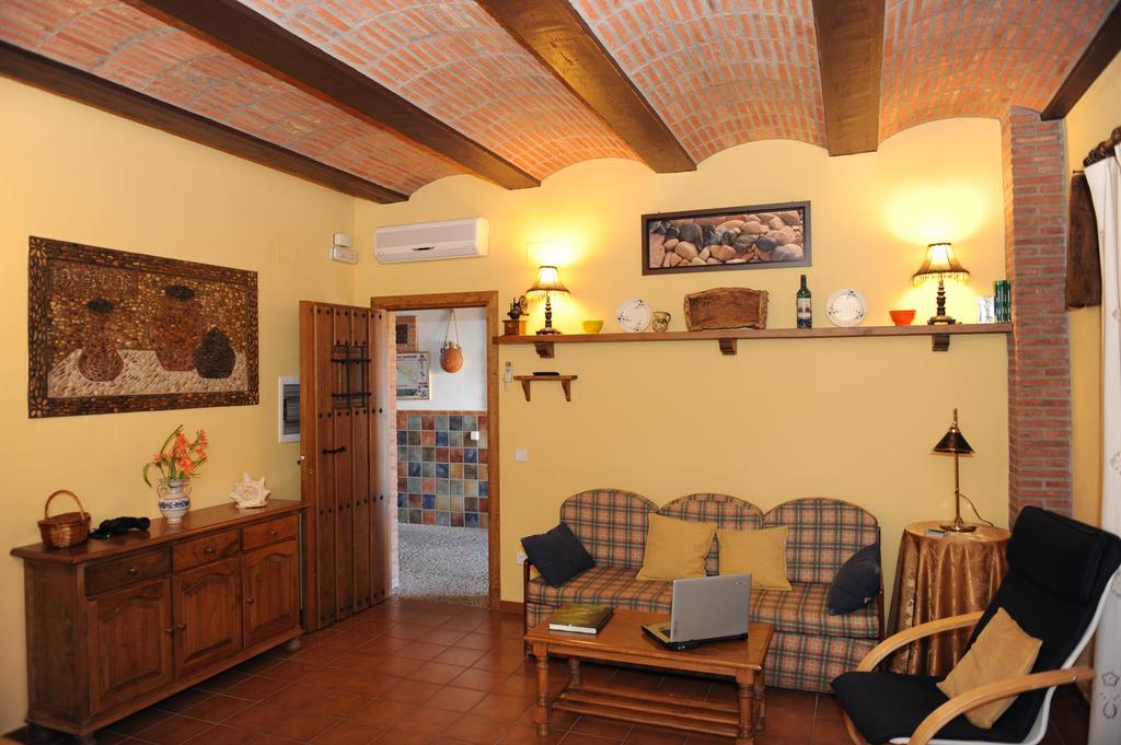 Apartamentos Rurales Monfraguee Torrejón el Rubio Екстериор снимка