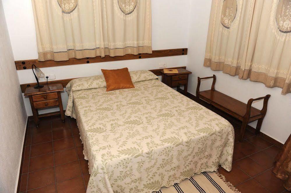 Apartamentos Rurales Monfraguee Torrejón el Rubio Екстериор снимка