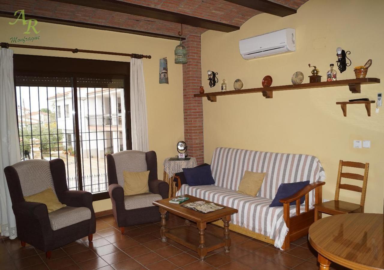 Apartamentos Rurales Monfraguee Torrejón el Rubio Екстериор снимка