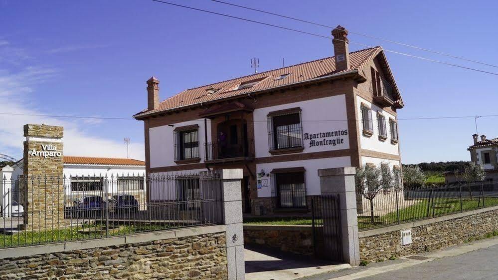 Apartamentos Rurales Monfraguee Torrejón el Rubio Екстериор снимка